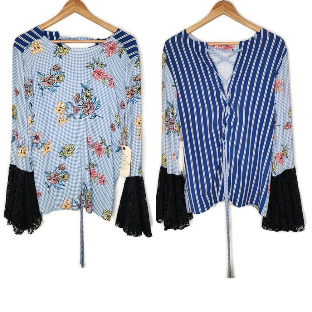 Scrapbook Bell Sleeve Blouse Size M